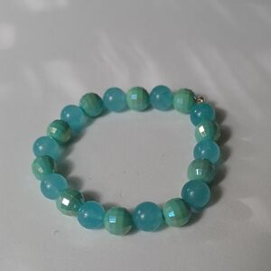 Elegant Blue and Green Beaded Bracelet
